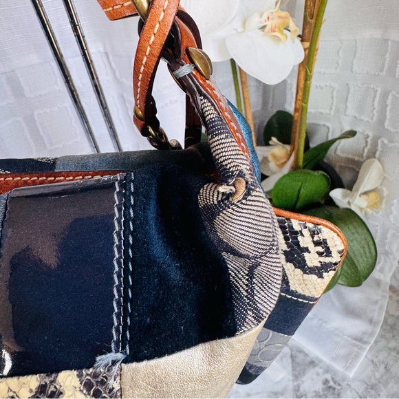 Coach patch work denim - vintage 2006! With matching wristlet . - Picture 11 of 12